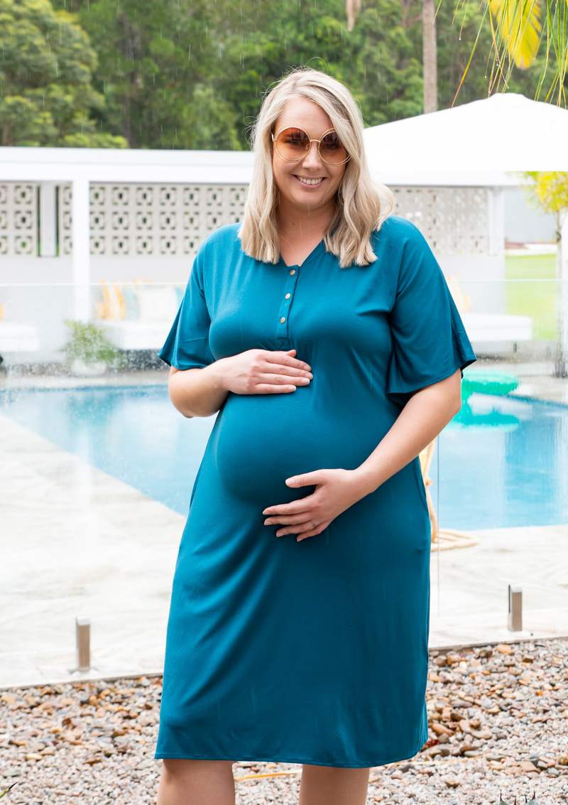 The Comfort Mama dresses for pregnancy, labour, breastfeeding and beyond. LUNA Teal bamboo dress.